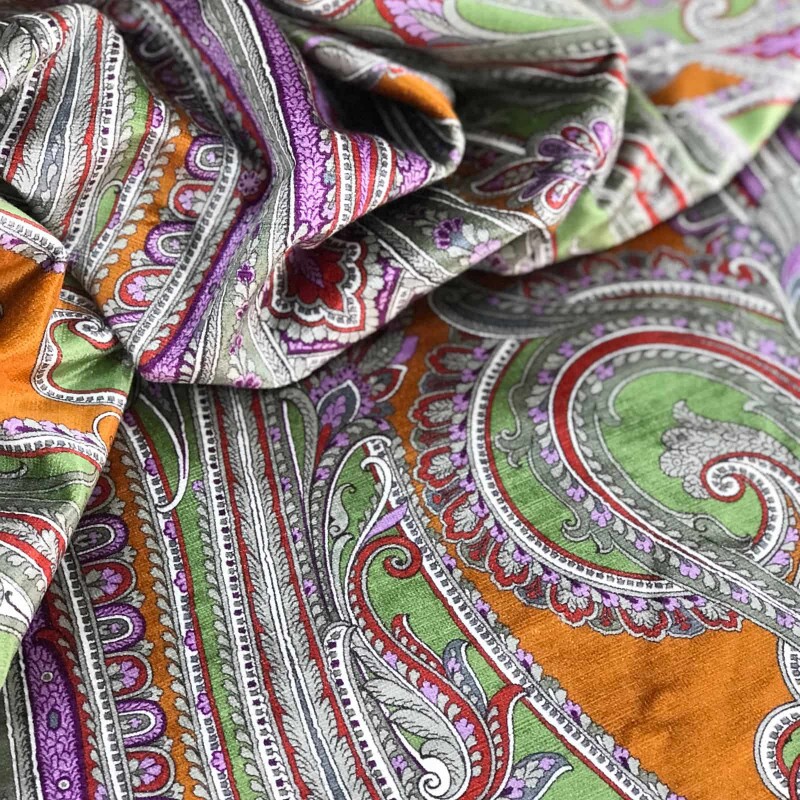 Veludo Cotelê Italiano Paisley Roxo e Laranja Estampado