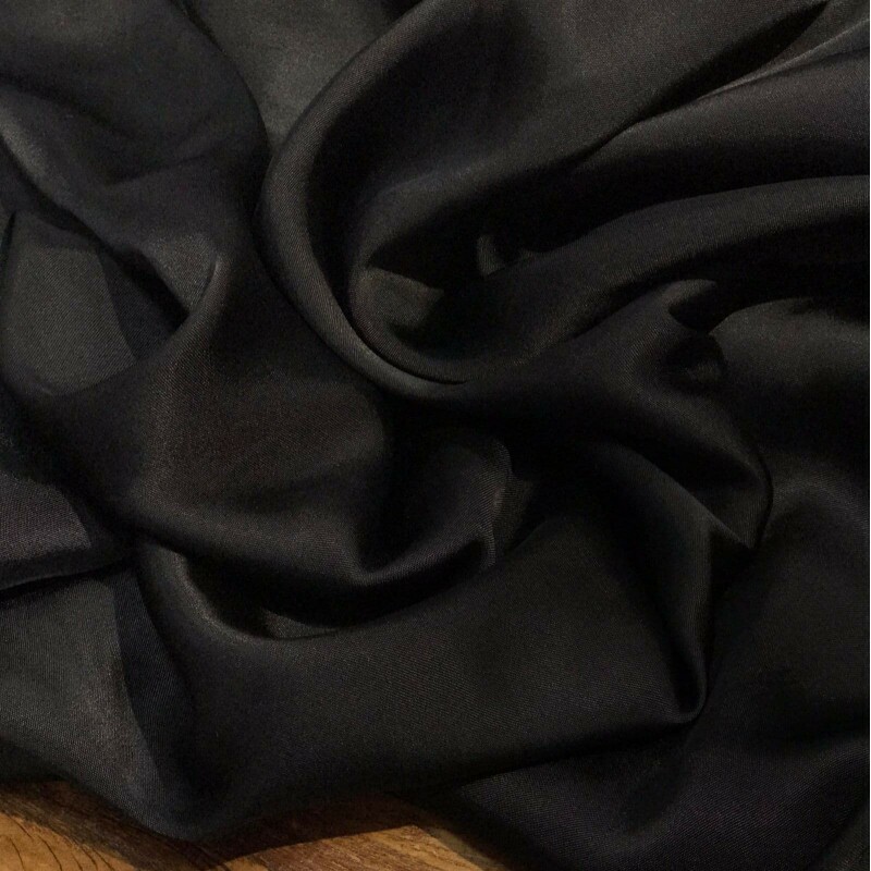 Capri Rayon Preto